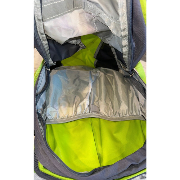 OSPREY Bags Osprey Daylite Backpack Hiking Trail Unisex Green Wo Bladder Poshmark